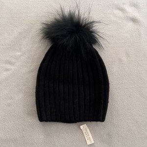 Carolina Amato Black Beanie & Pom NWT